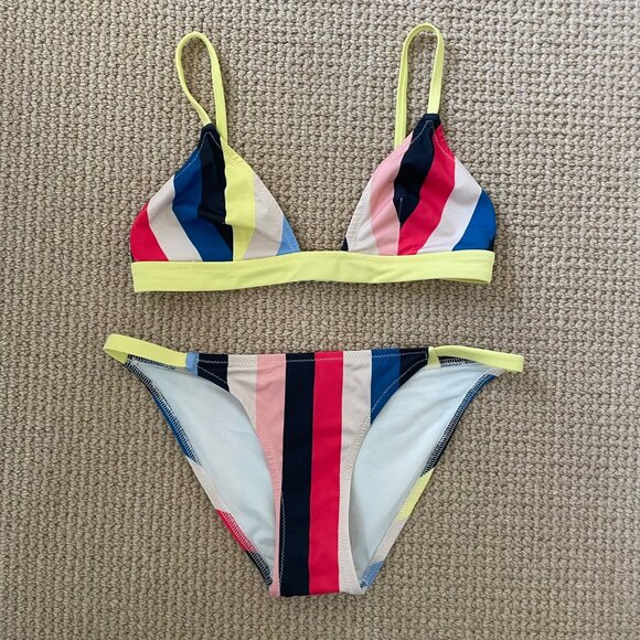 Solid and Striped 'The Morgan' bikini - Picture 1 of 6